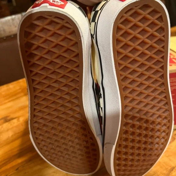 Vans Black and White Checkerboard Slip-Ons NEW - Picture 6 of 10